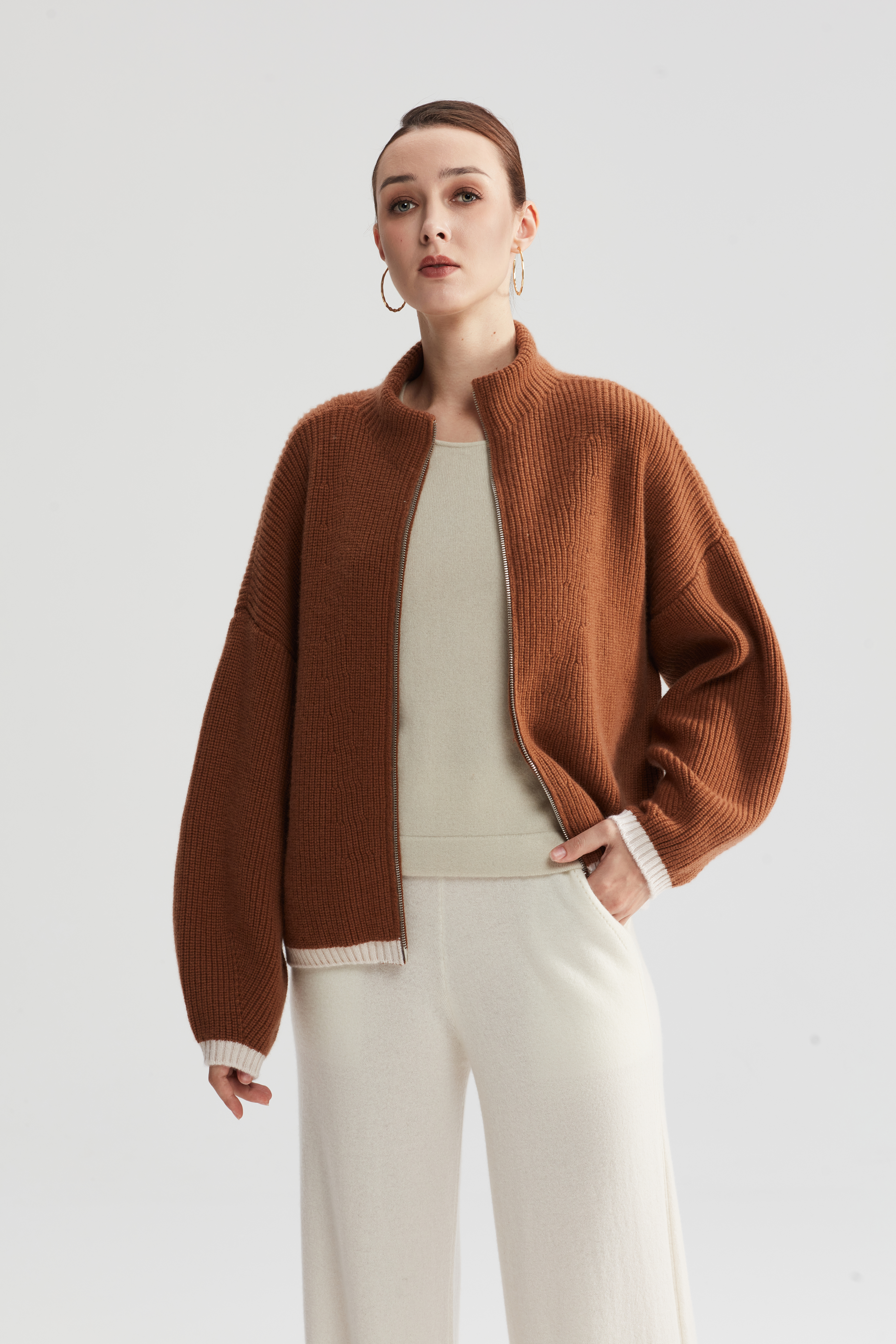 重量级 5GG 纯羊绒高领拉链开衫 | SHOPBOP OEM 针织品制造商