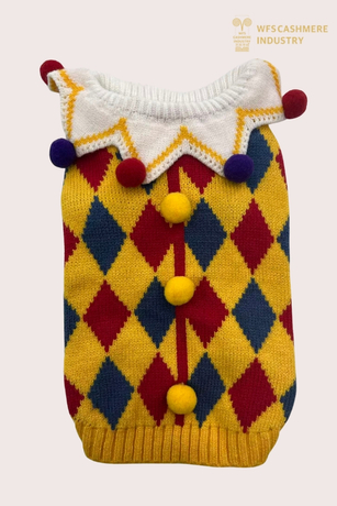 7GG Harlequin Jester 宠物毛衣带 Pom-Pom 领子 | SHOPBOP服装宠物针织品OEM
